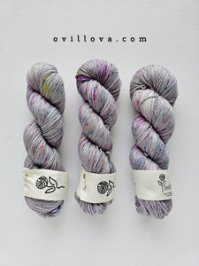 Lana con 25% seda y merino Pájaros enmadejados