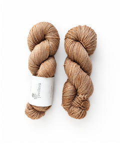Cesta de mimbre · Merino y seda (75/25)